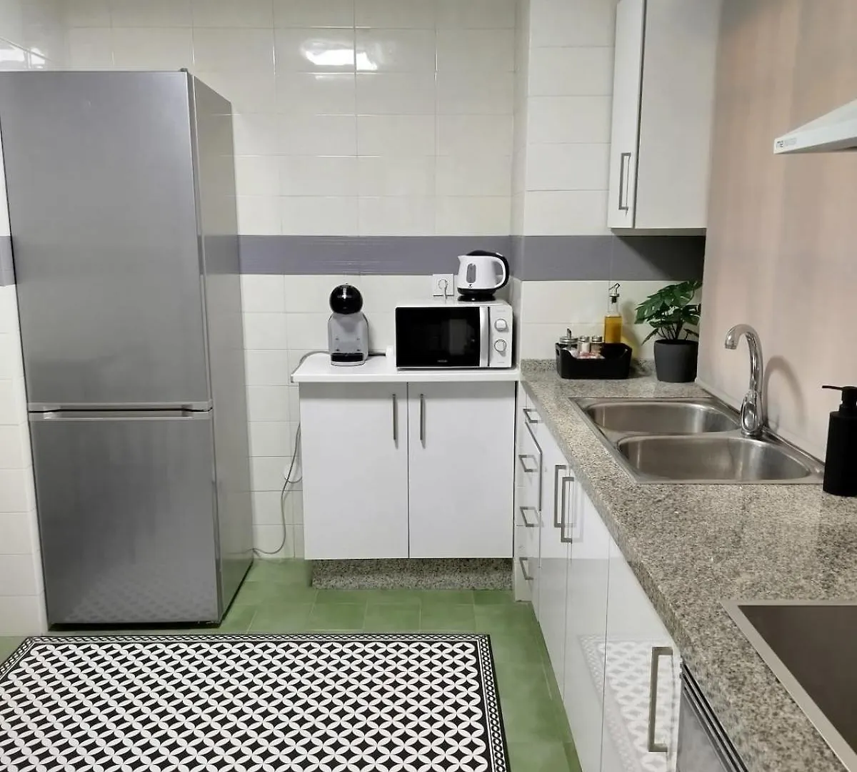 Apartamento En Salobrena Playa
